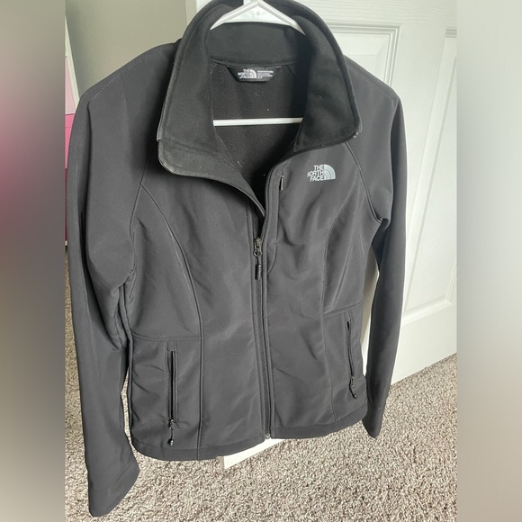 North face Shell Jacket - Picture 2 of 5